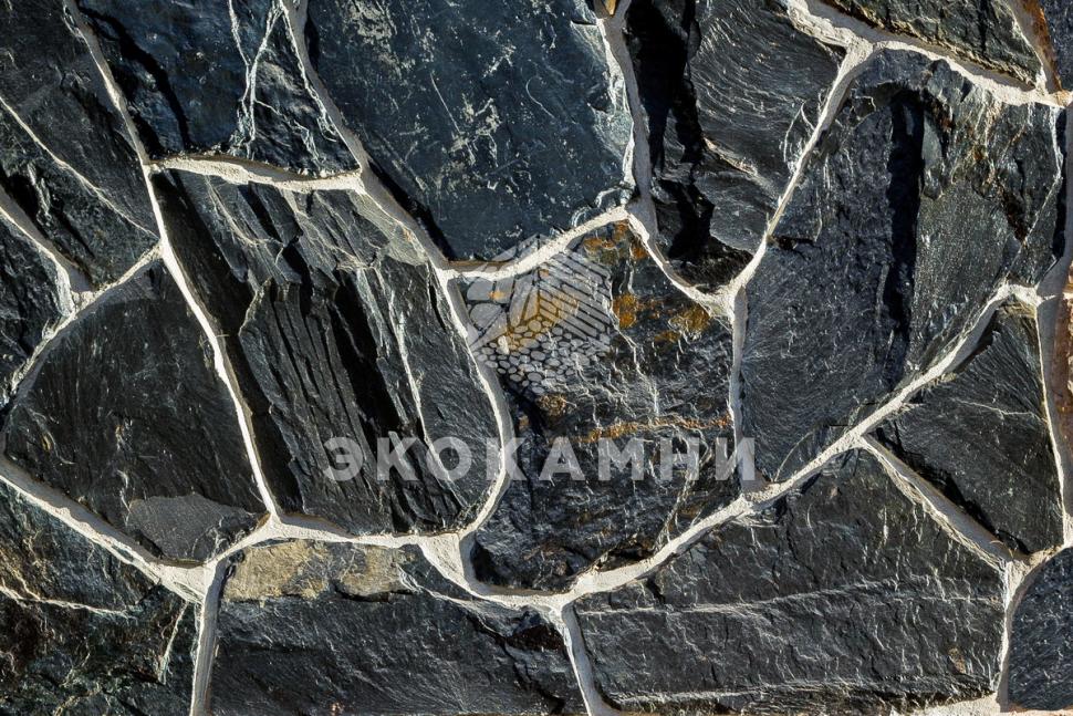 Плитняк сланец «Крыло ворона» чёрный 1,5-3,5 см Изображение №1