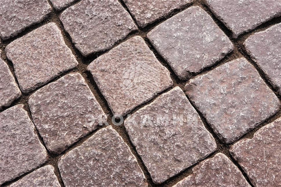 Колото-галтованная брусчатка из лемезита бордово-серая Изображение №2