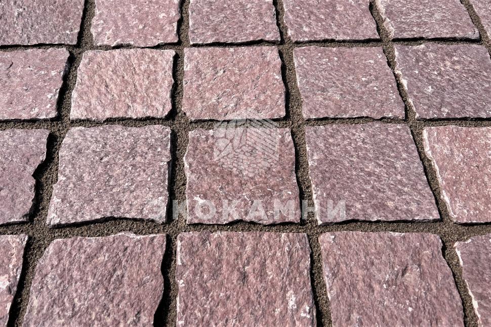 Колотая брусчатка из лемезита розово-бордовая Изображение №2