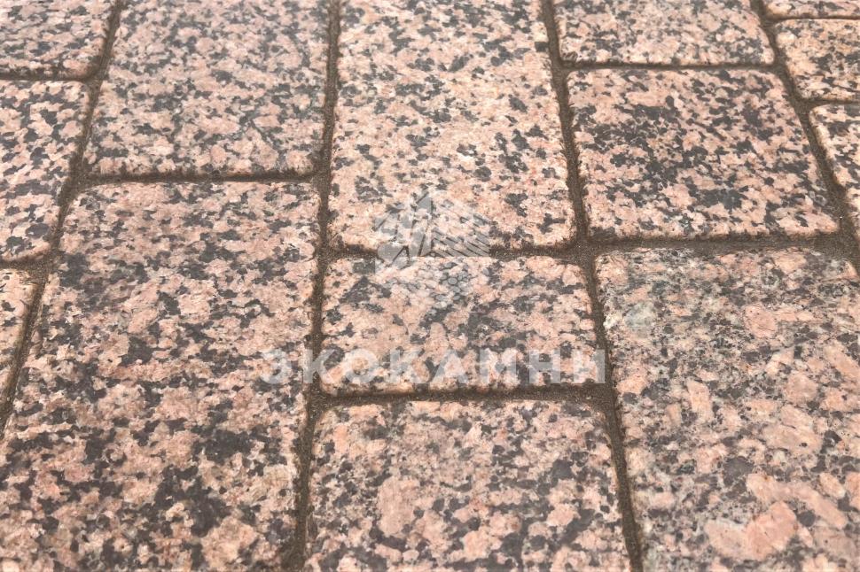Брусчатка гранитная розовая галтованная «Старый город» Изображение №3