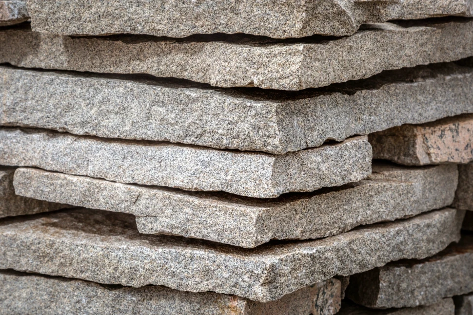 Плитняк гранит «Уральский» 6-8 см Изображение №2