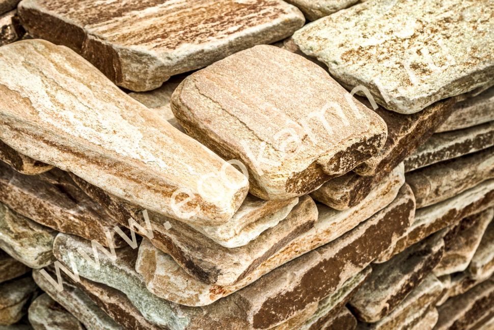 Плитняк златолит «Золото Инков» галтованный 2-3 см Изображение №4