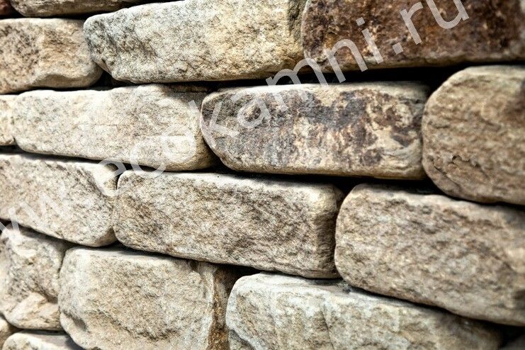 Бут песчаник желтый с разводом галтованный Изображение №2