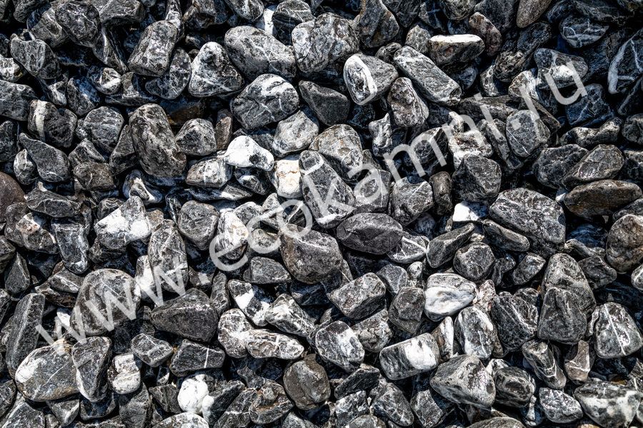 Мраморная крошка графитово-чёрная галтованная 5-60 мм Изображение №1